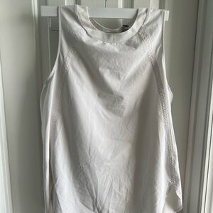Athleta Size L White Sleeveless Top